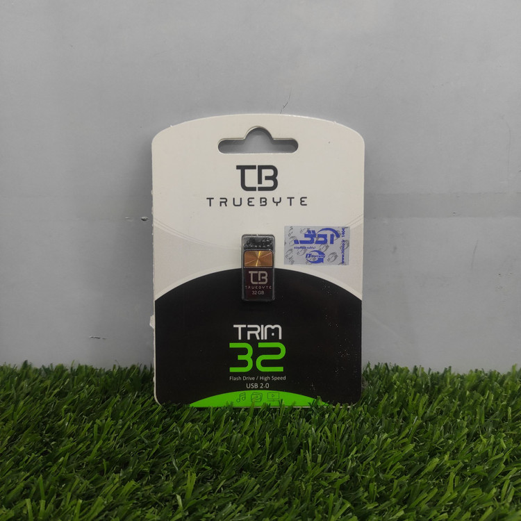 فلش مموری 32 گیگابایت ترو بایت مدل TRIM USB 2.0 – طراحی کوچک و مقاوم، مناسب ذخیرهسازی روزمره